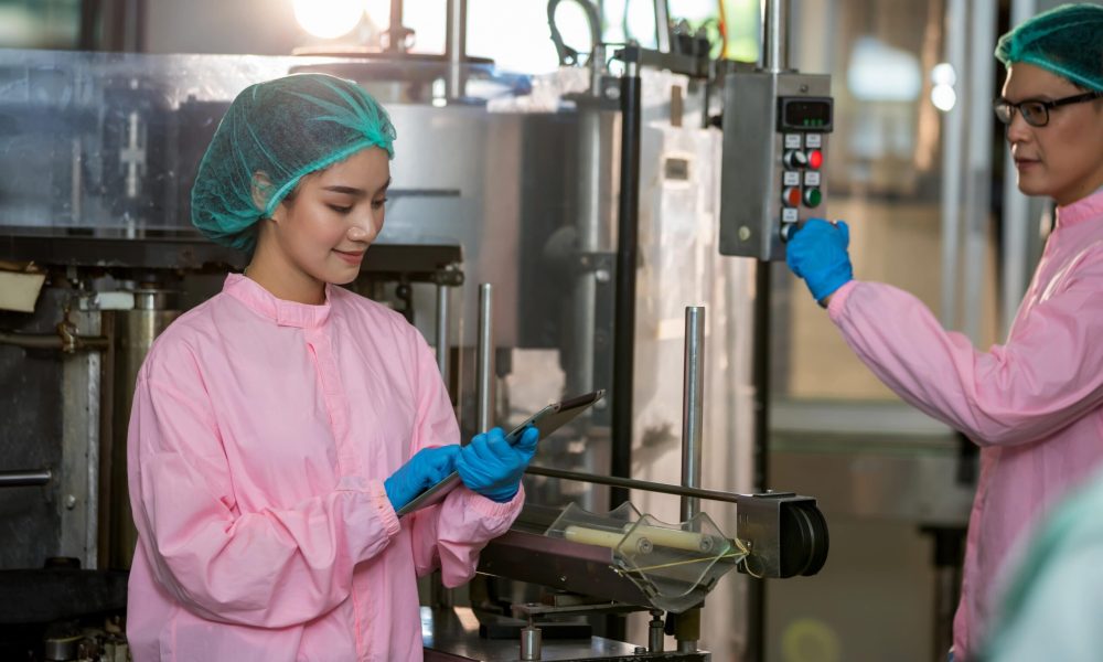 worker-checking-quality-or-checking-stock-of-glass-2025-03-16-23-16-13-utc-min